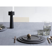 Charger l&#39;image dans la galerie, Plat ou plateau &quot;Inner Circle&quot; gris foncé de Maarten Baas pour Serax
